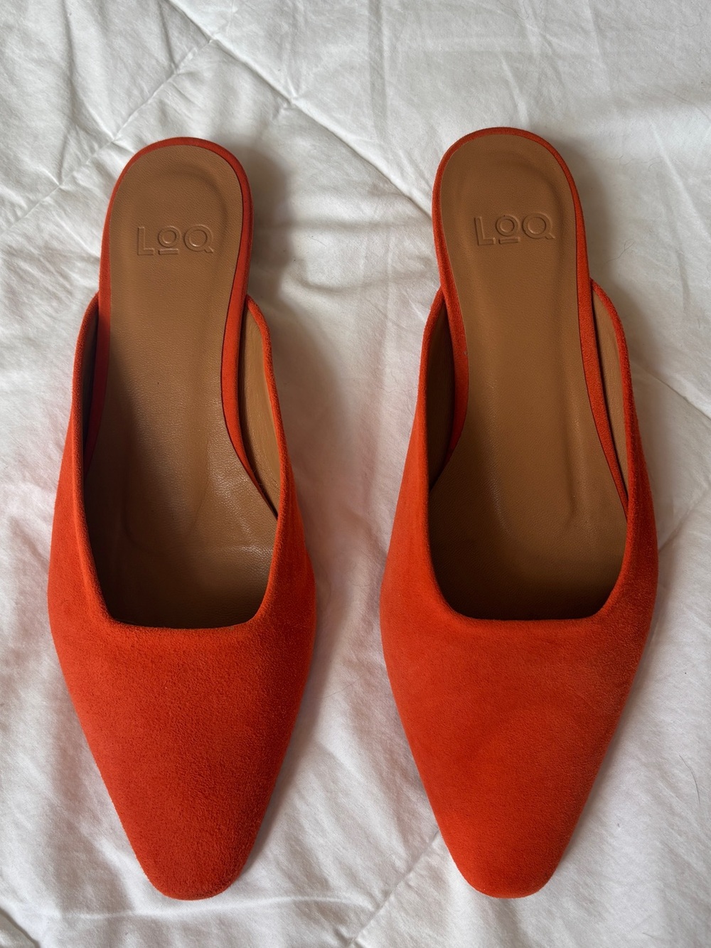 LoQ Carmen Mules in Orange Suede Pointed-Toe w/ Cylinder Heel - EU 35/US 5